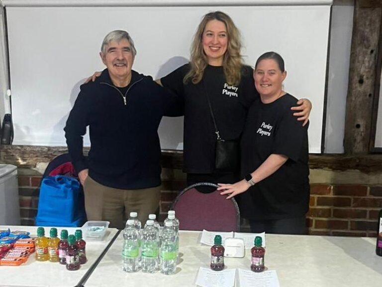 Bar - Richard, Kristina, Hayley